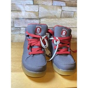 Youth Shoes Size 3 Flash Lights Gender Neutral Non Marking Soles Red and Grey
